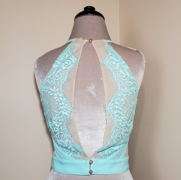 SOLD Luxxel Blue Nude Illusion Lace Cut Out Crop - Picture 2 of 4